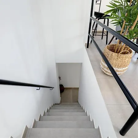 Holiday home Renovated Townhouse San Roque 91 *