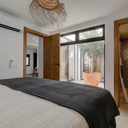 Renovated Townhouse San Roque 91 Estepona